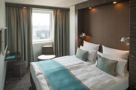 Hotel Motel One Hamburg-Alster