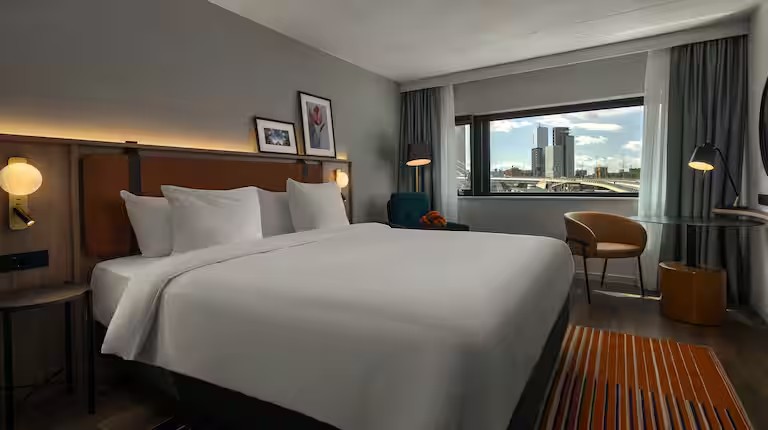 DoubleTree by Hilton Rotterdam Centre
